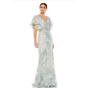 MAC DUGGAL Dress Size 14 Evening Gown Bell Sleeve Floral Embellished Lace NEW